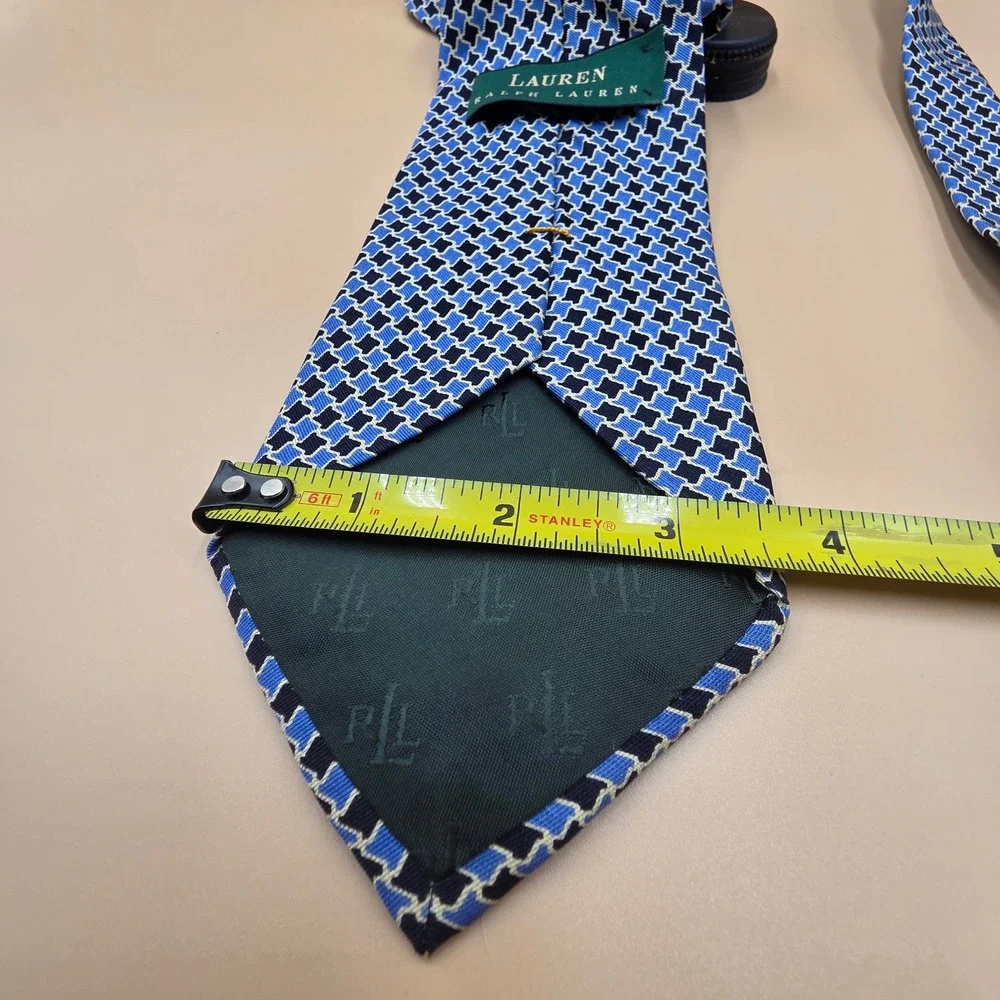 Lauren Ralph Lauren Mens Blue Geometric Silk Necktie USA Made RN 41381